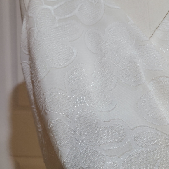 Dress - Picture 2 of 5